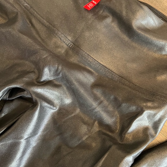 Spanx Leggings - Picture 6 of 7